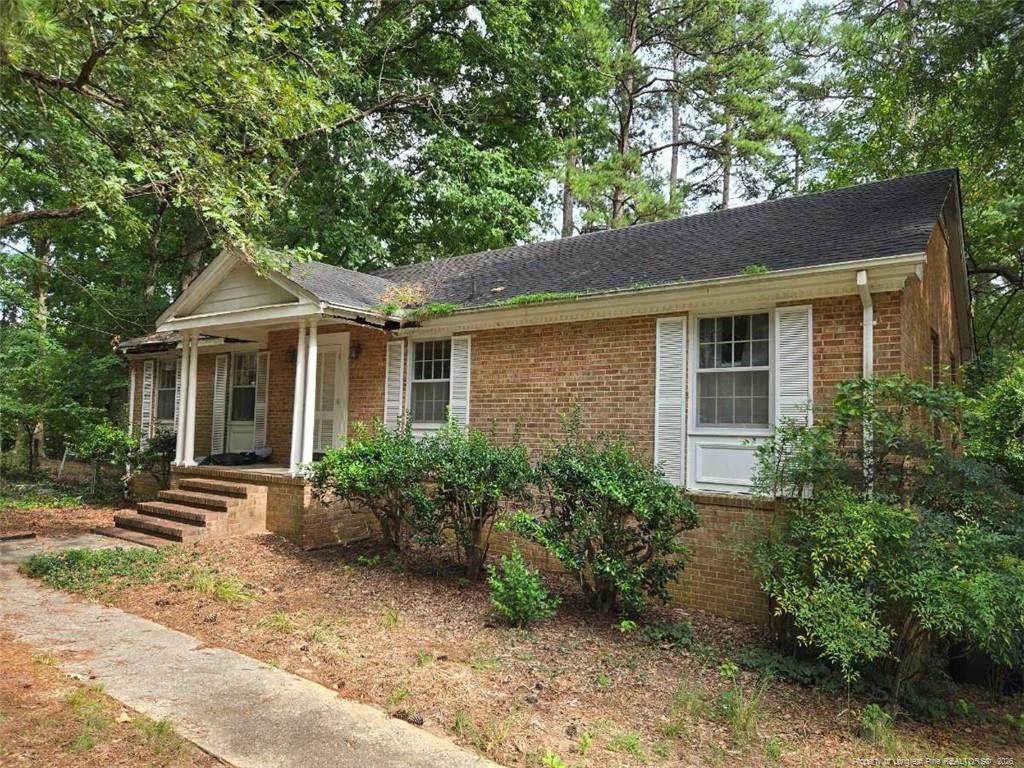 5209 Sedgefield Drive - Photo 1