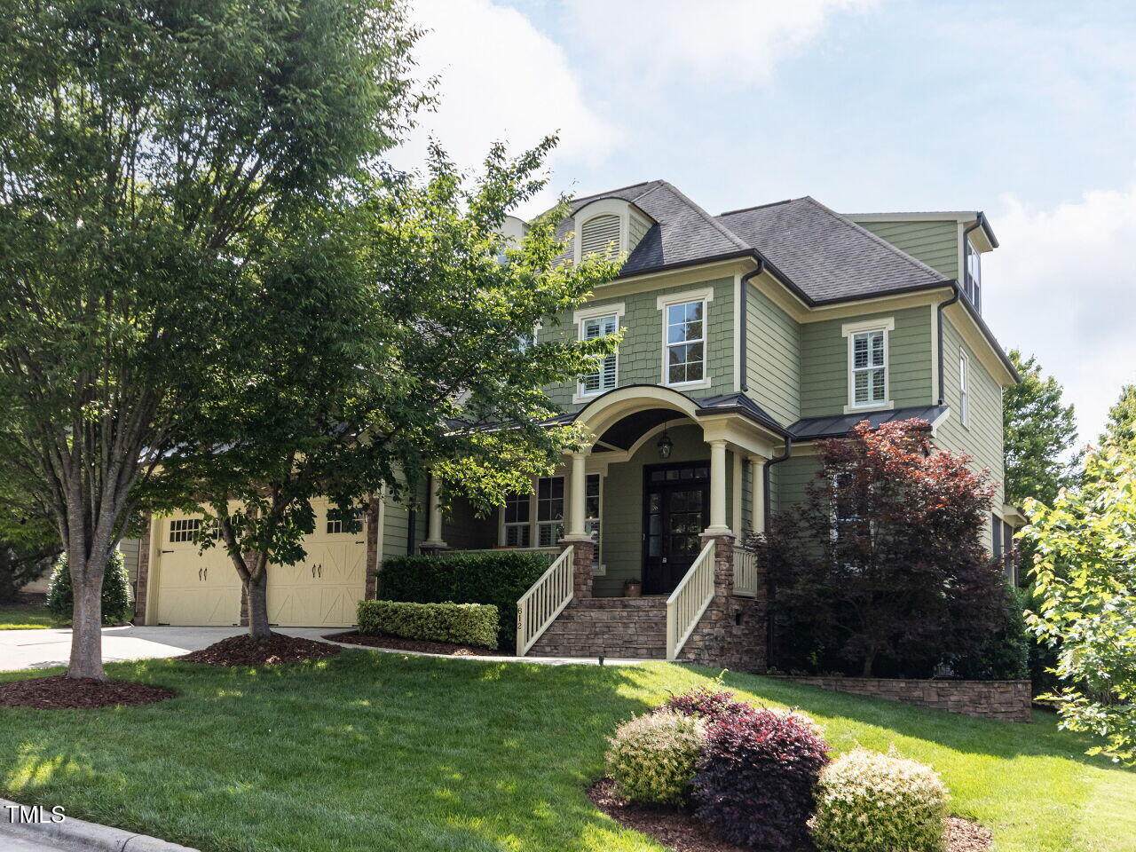 612 Peach Orchard Place - Photo 1