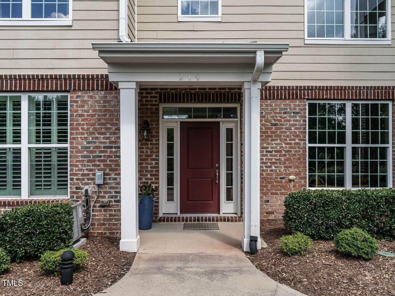 10210 Sablewood Drive - Photo 1