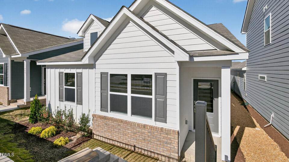 549 Lemon Daisy Lane - Photo 1