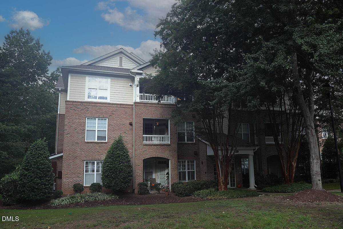 8011 Allyns Landing Way - Photo 1