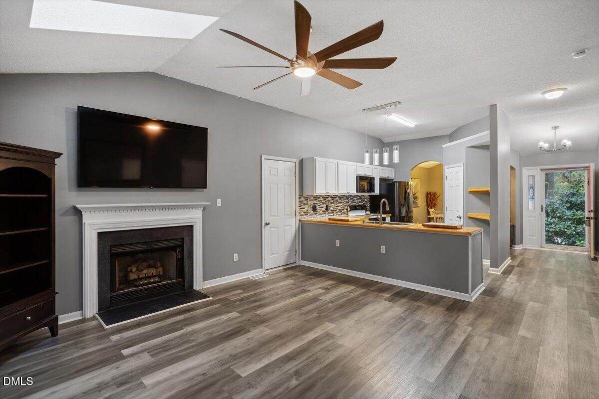 408 Patriot Place - Photo 1