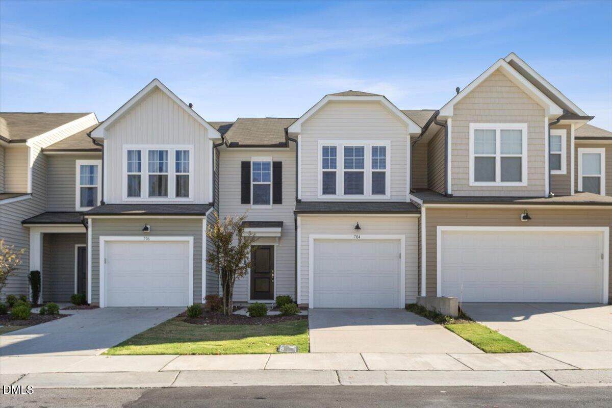 704 Colby Place - Photo 1