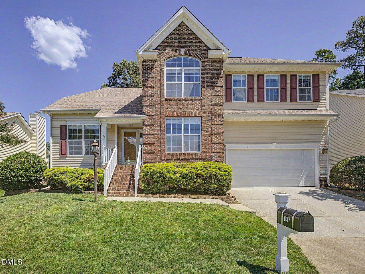 1137 Pebble Creek Crossing - Photo 1