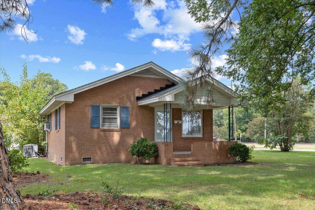 909 Audubon Avenue - Photo 1