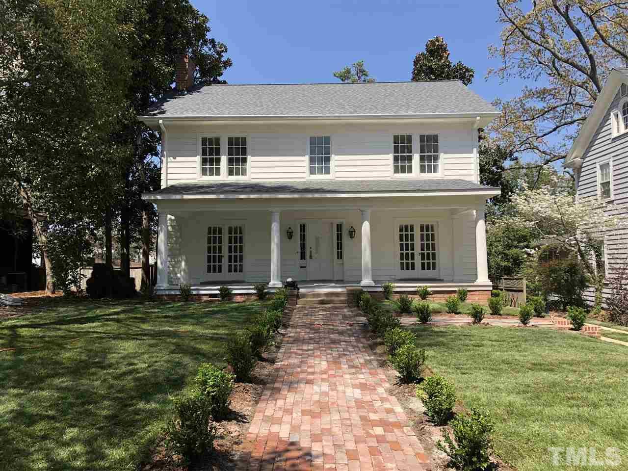 1624 Park Drive - Photo 1