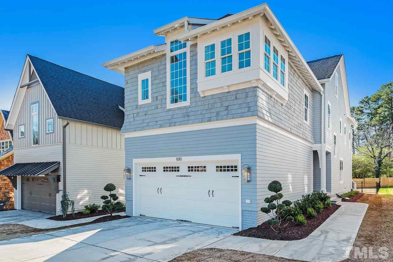 1010 Schaub Drive - Photo 1