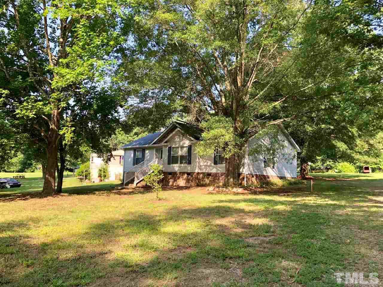 914 Lakeview Road - Photo 1