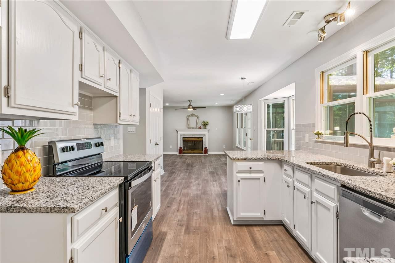 105 Vashon Court - Photo 1