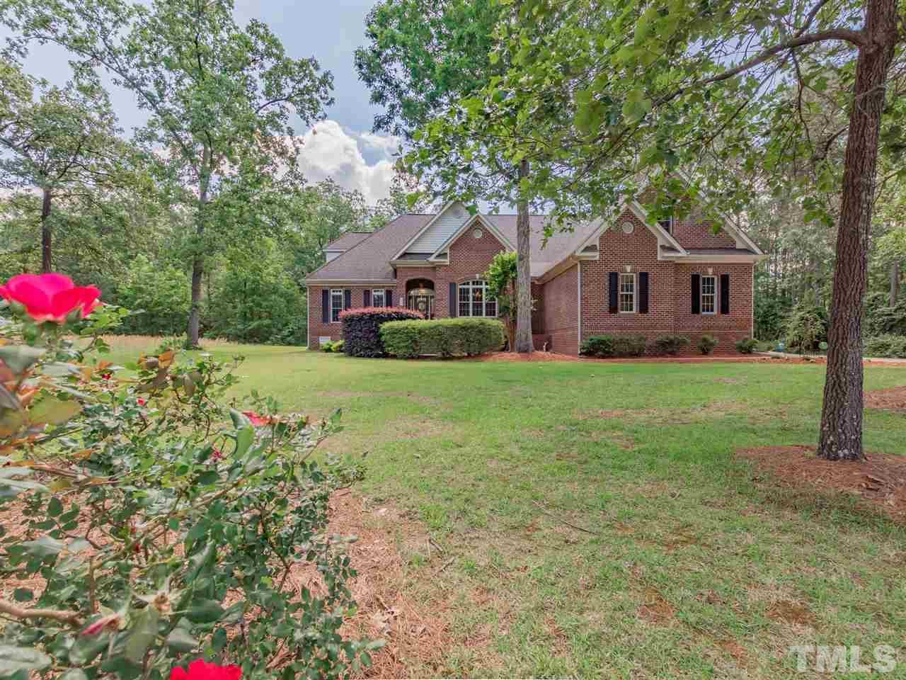 233 Josie Drive - Photo 1