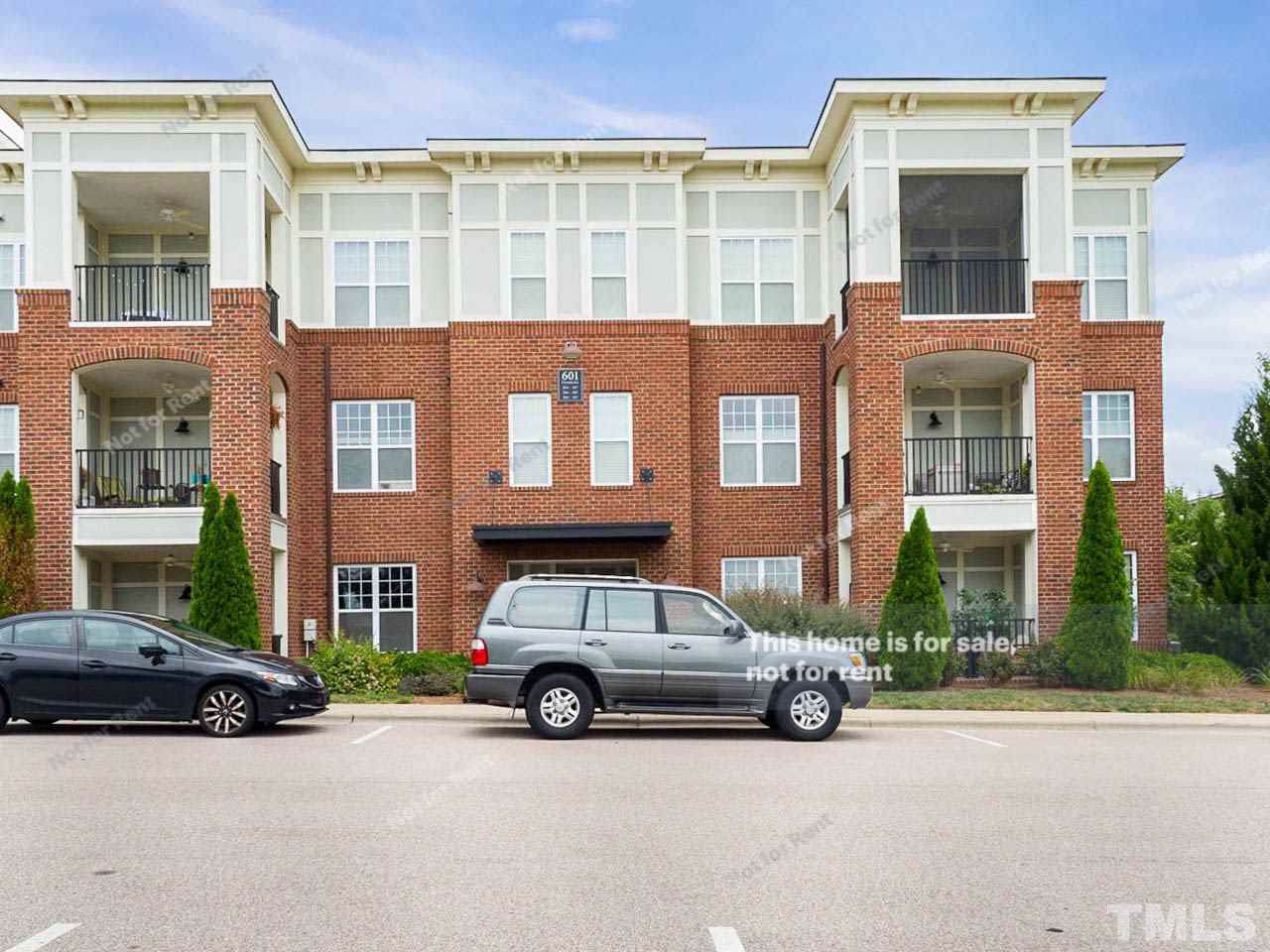 601 Finsbury Street - Photo 1