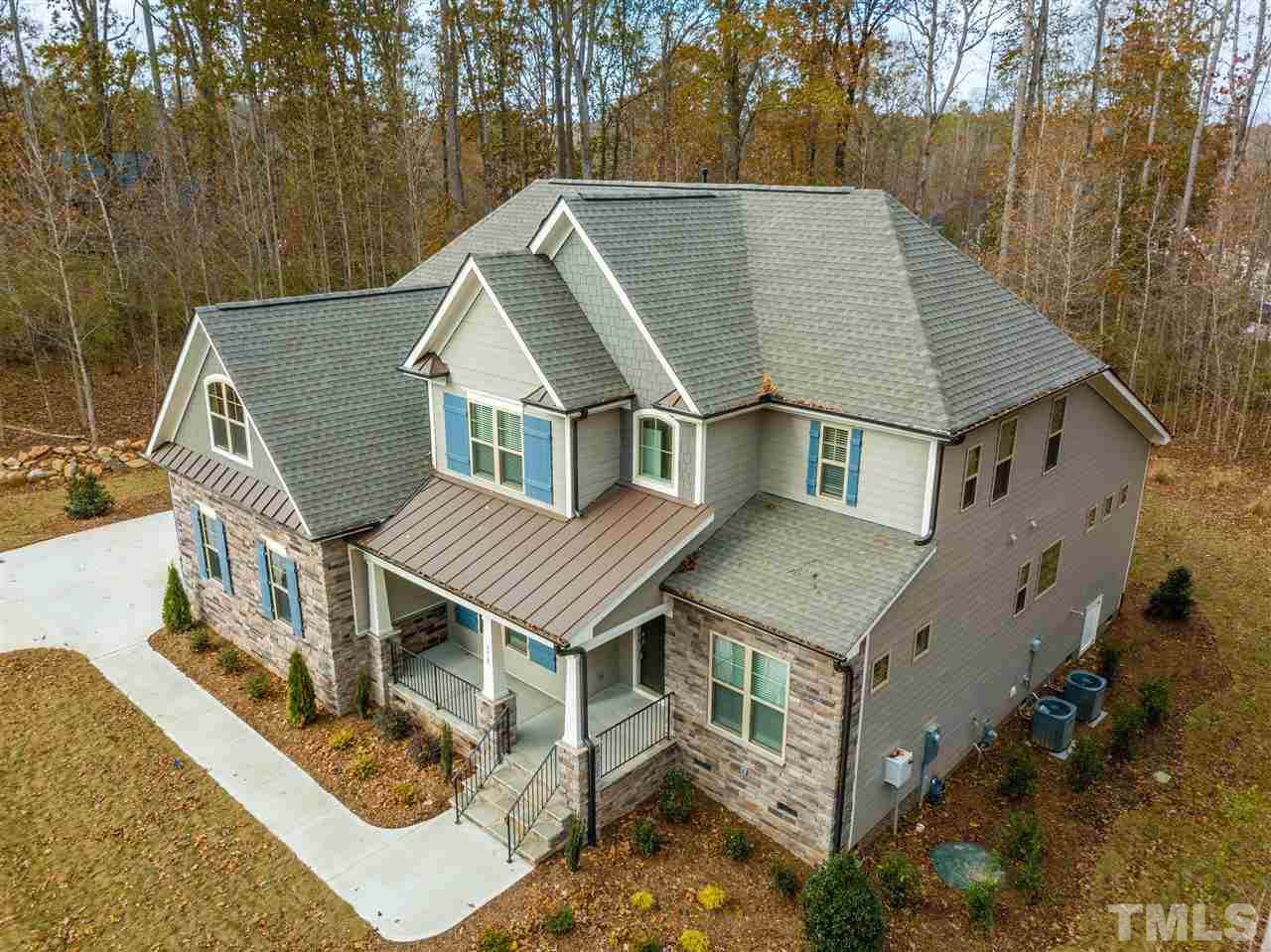 378 Crimson Way - Photo 1