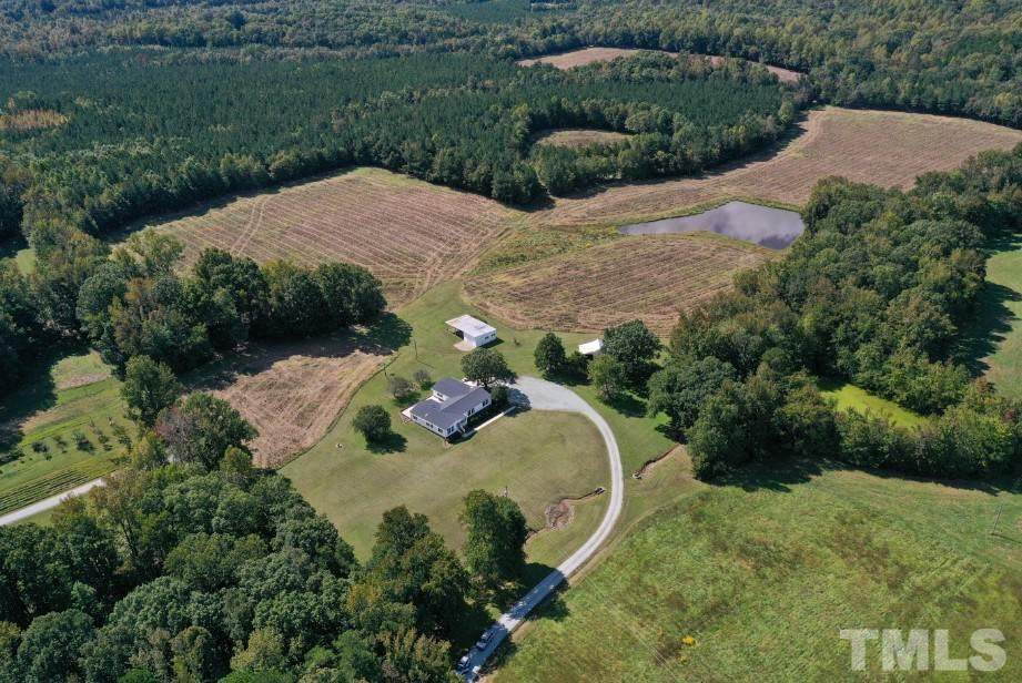 121 Arrowhead Trail - Photo 1