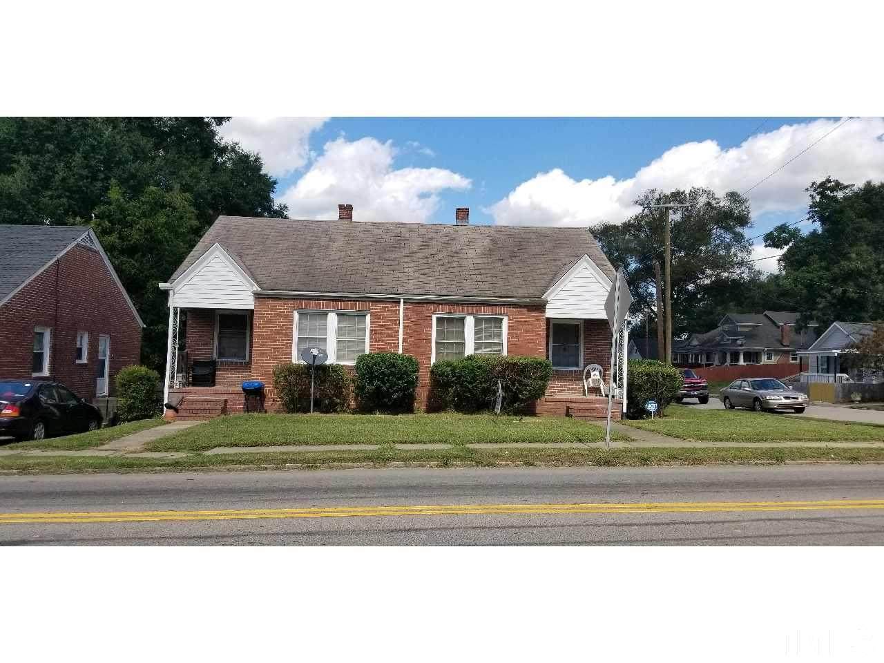 1311 Holloway Street - Photo 1