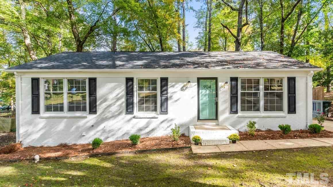 904 Northclift Drive - Photo 1