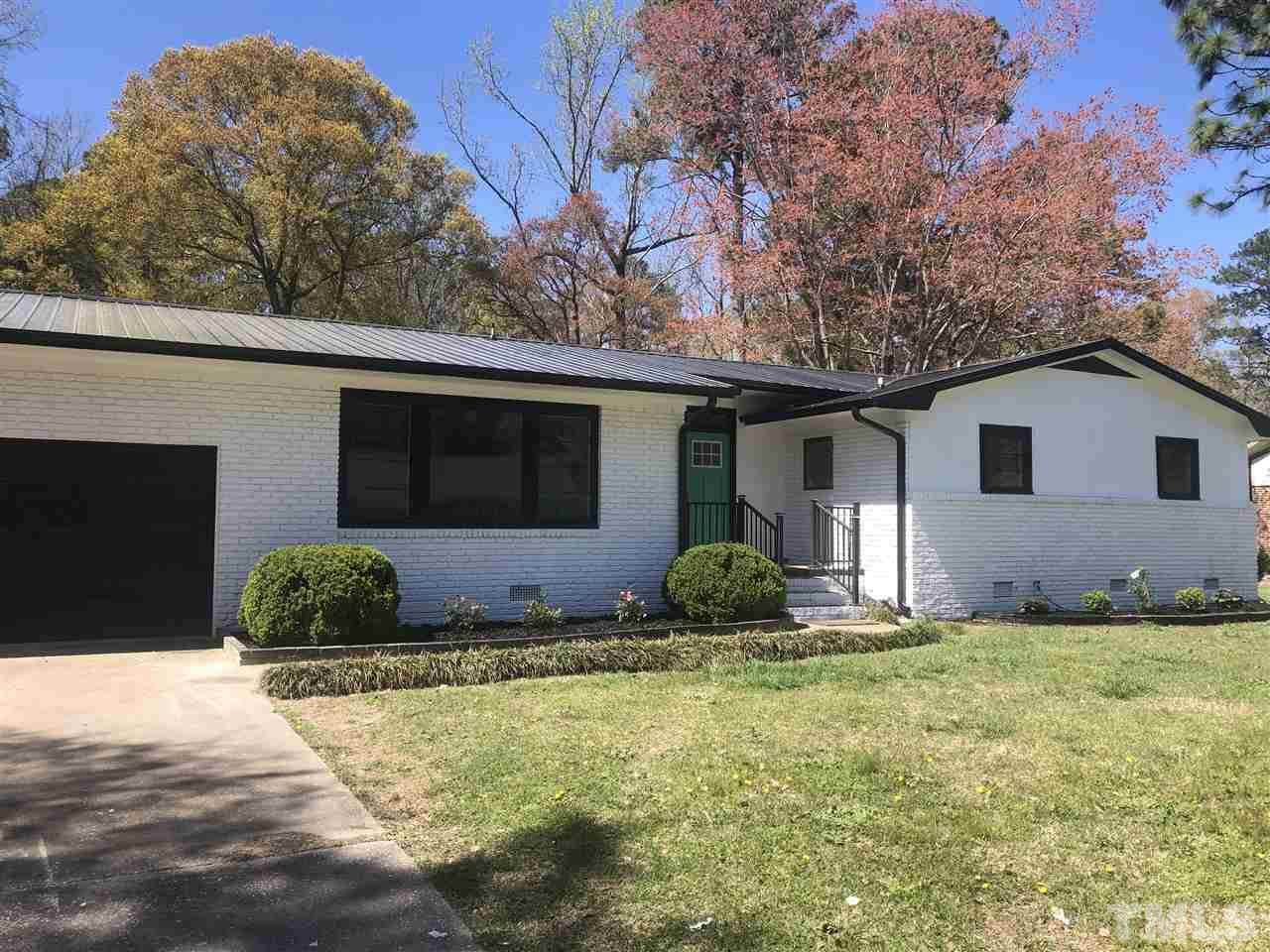 1609 Currituck Avenue - Photo 1