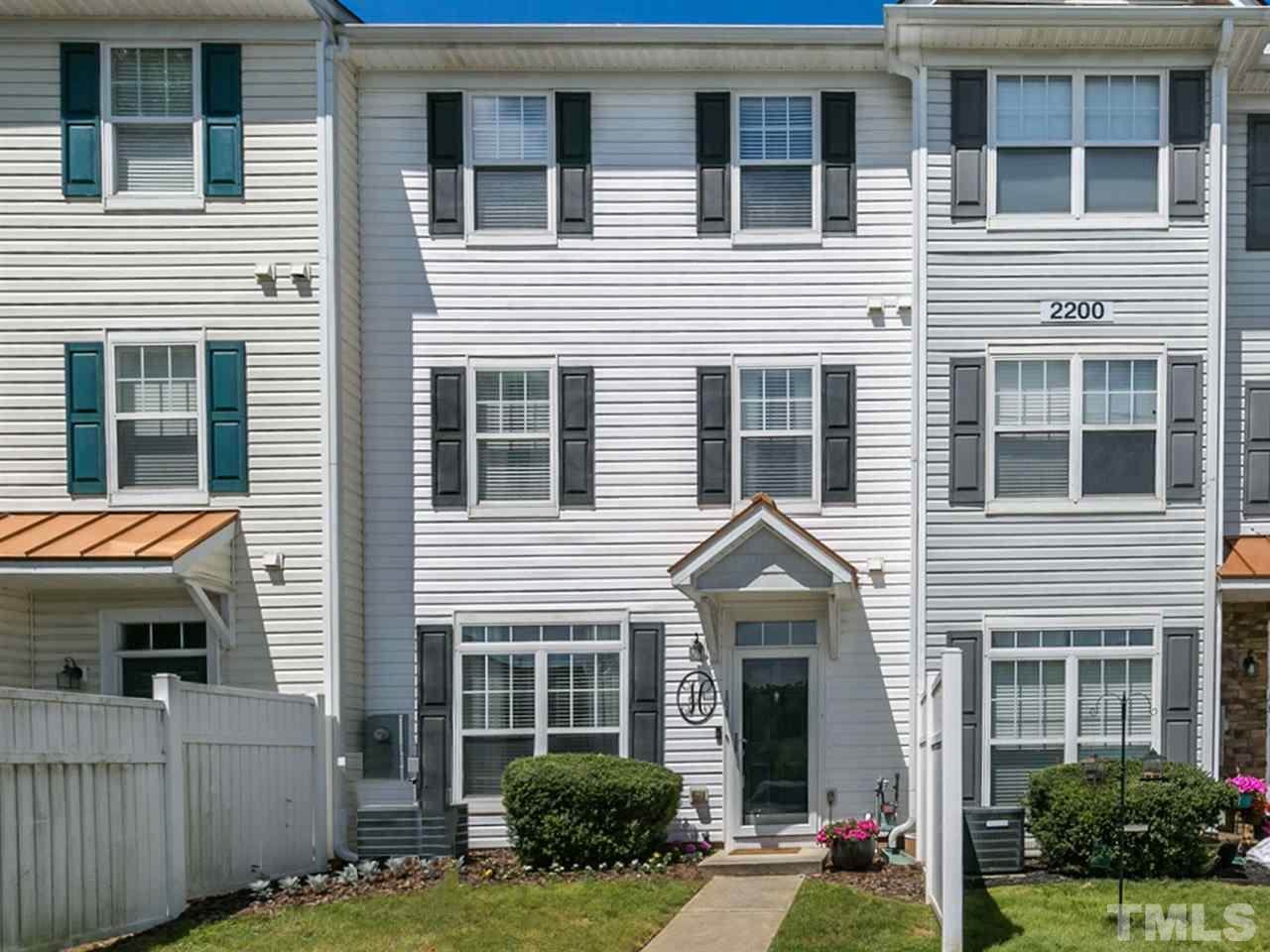 2200 Valley Edge Drive - Photo 1