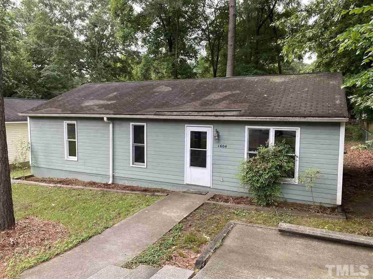 1604 Joe Louis Avenue - Photo 1