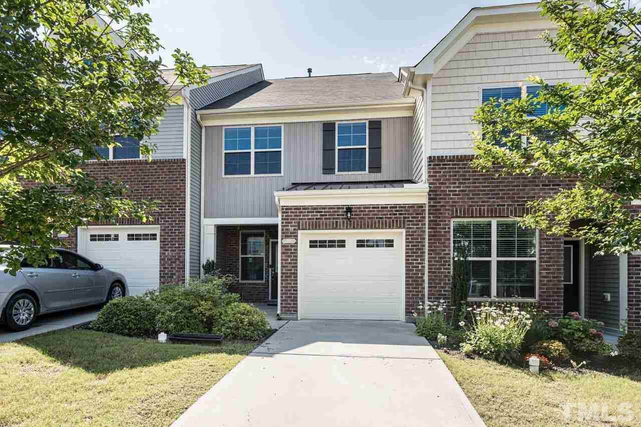 707 Davenbury Way - Photo 1