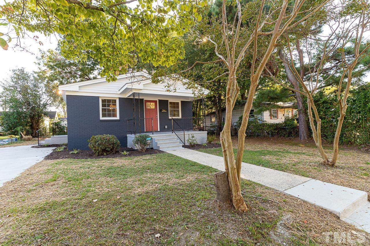 1010 Fuller Street - Photo 1