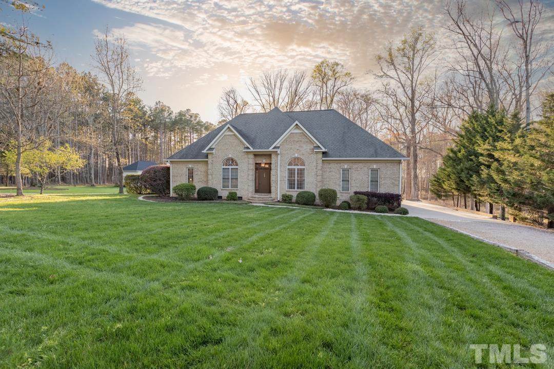 114 Sundown Circle - Photo 1