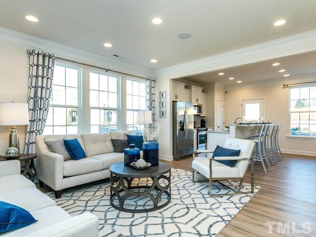 4518 Queen Pierrette Street - Photo 1
