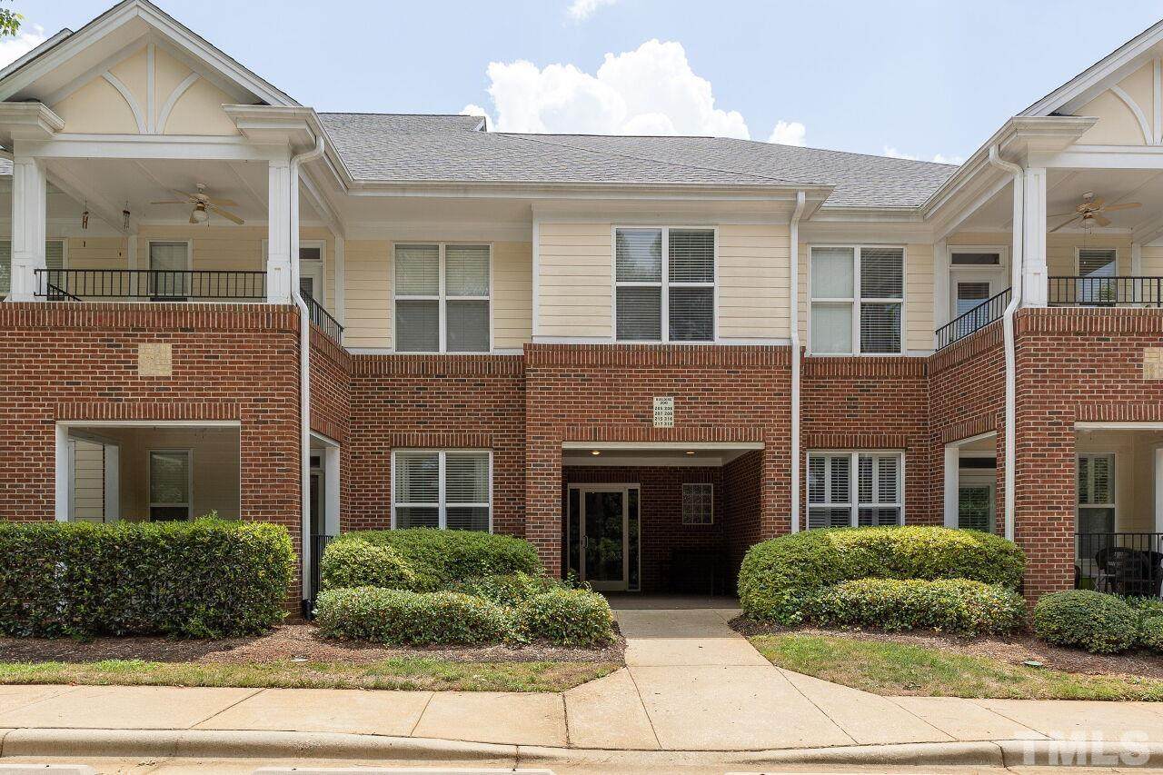 208 Savannah Ridge Road - Photo 1