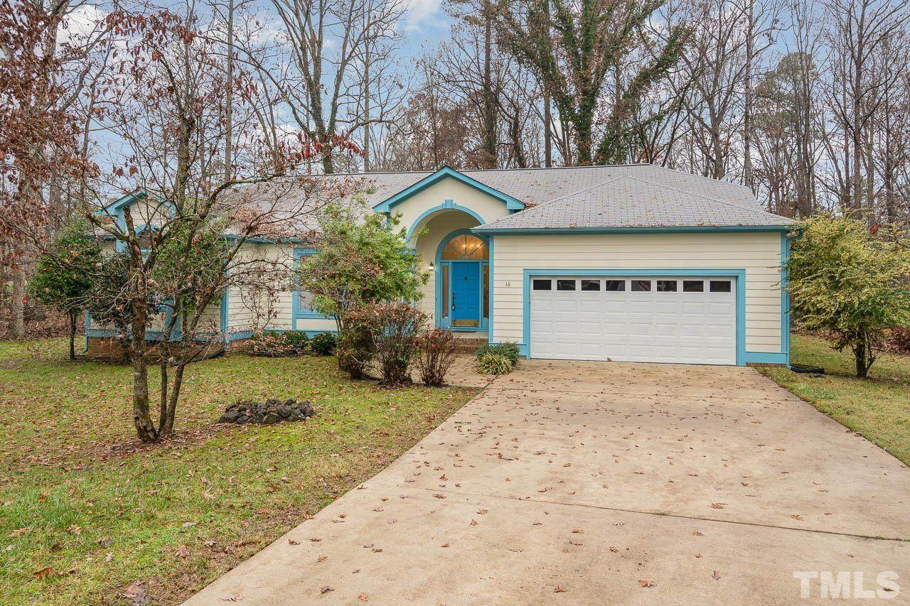 16 Shelburn Court - Photo 1