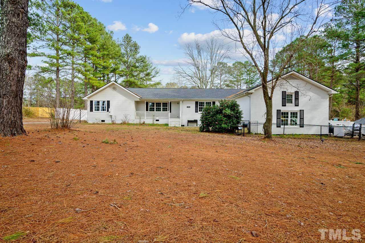 1016 Tarheel Road - Photo 1