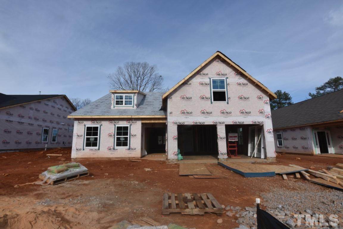 112 Sugarmaple Way - Photo 1