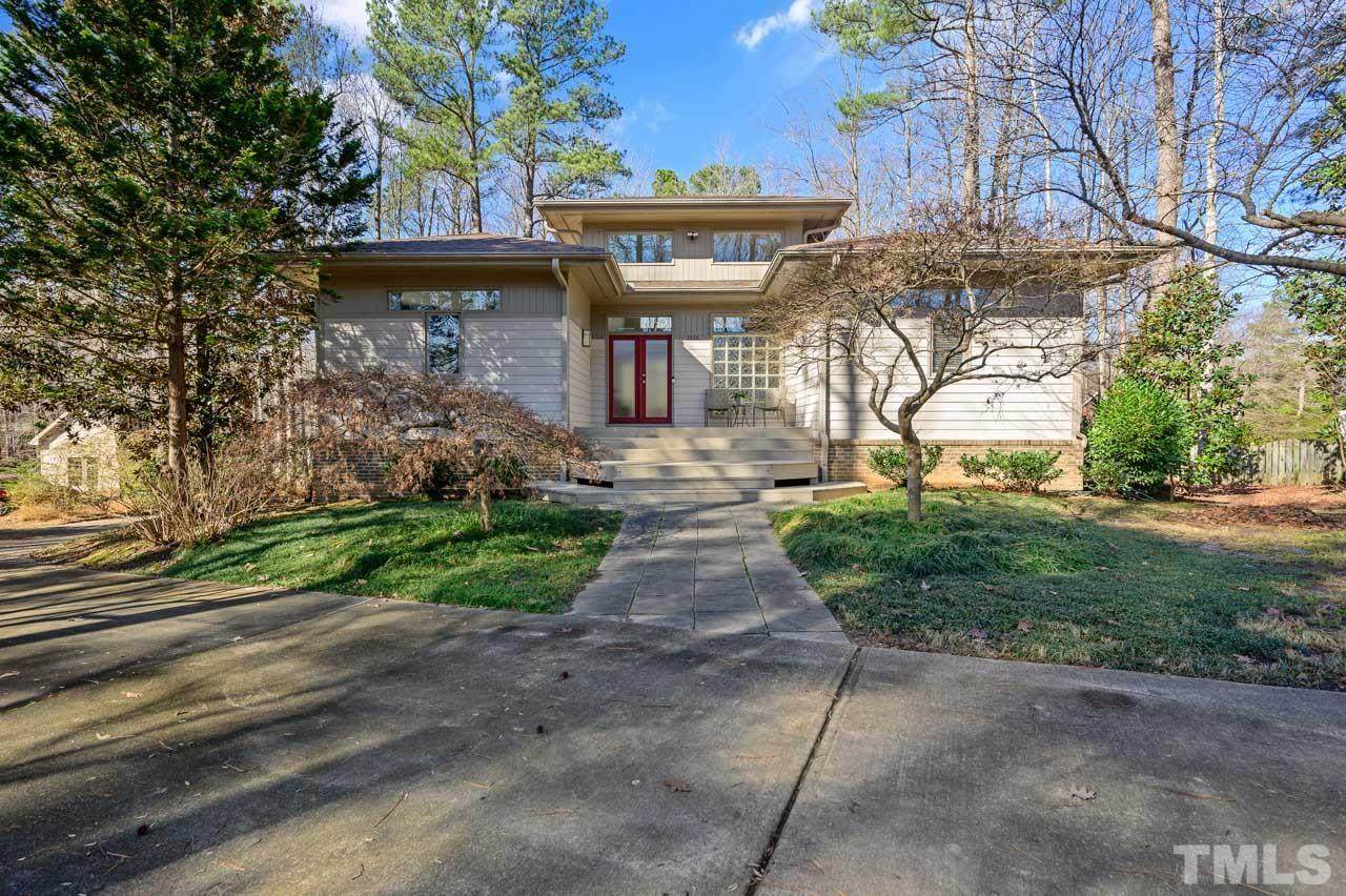 2424 Maxton Crest Drive - Photo 1