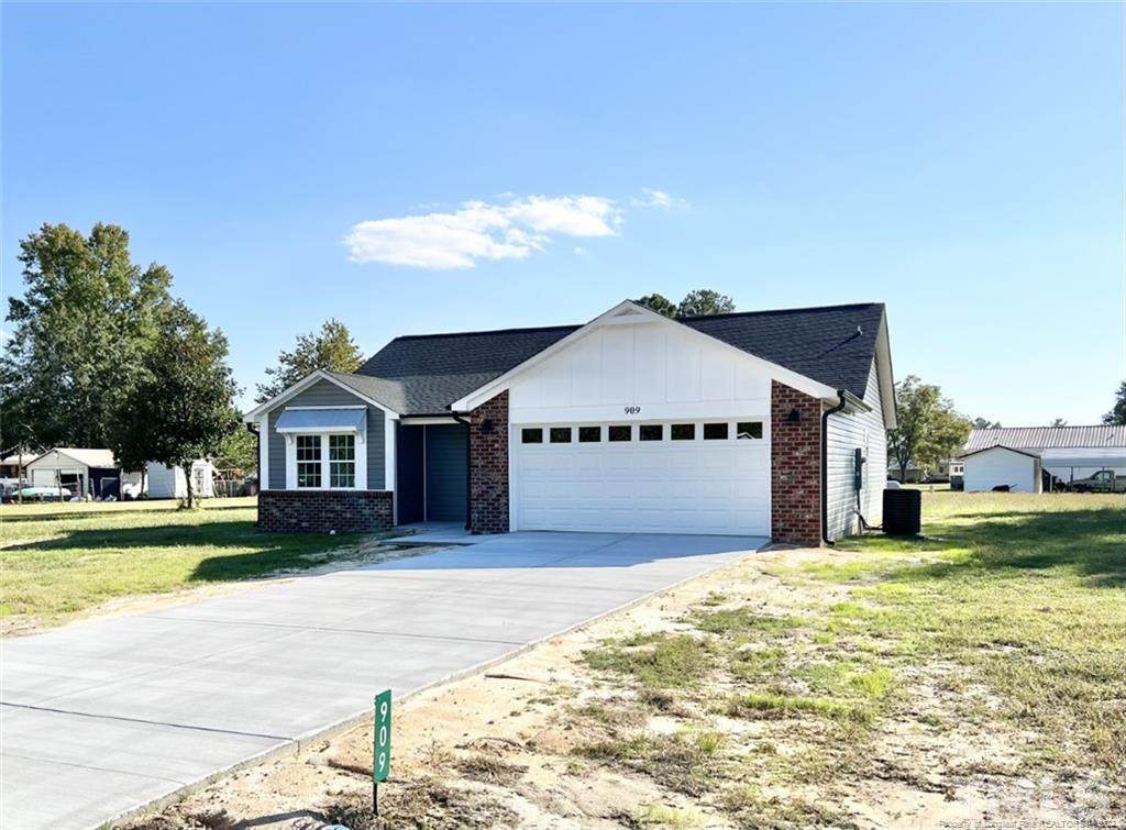909 Brookfield Drive - Photo 1