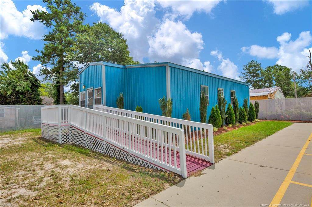 2407 5th Avenue - Photo 1