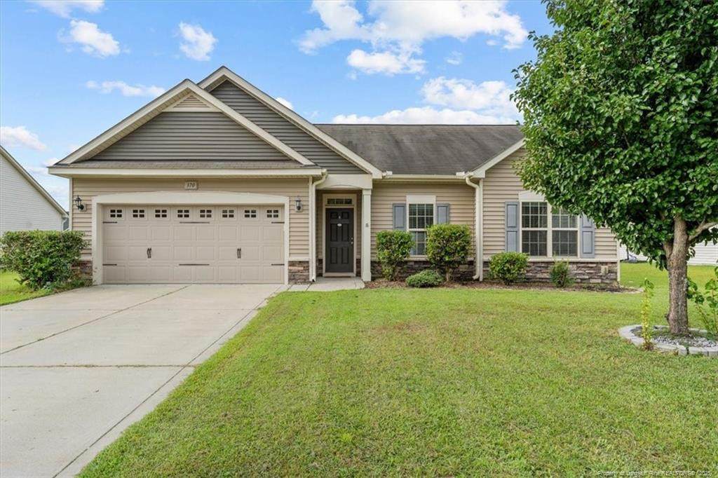 370 Roanoke Drive - Photo 1