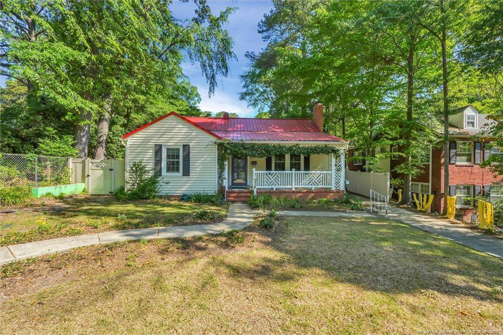 910 Clarendon Street - Photo 1