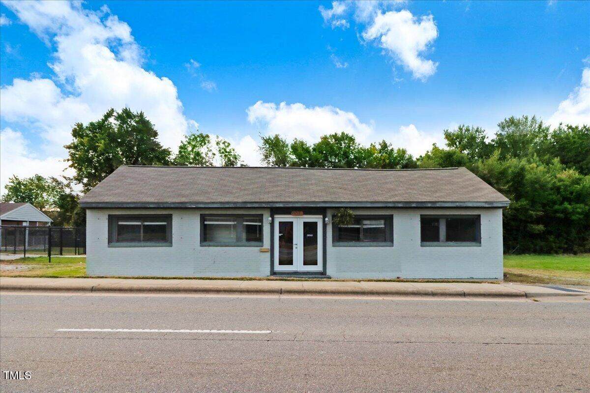651 Brightleaf Boulevard - Photo 1