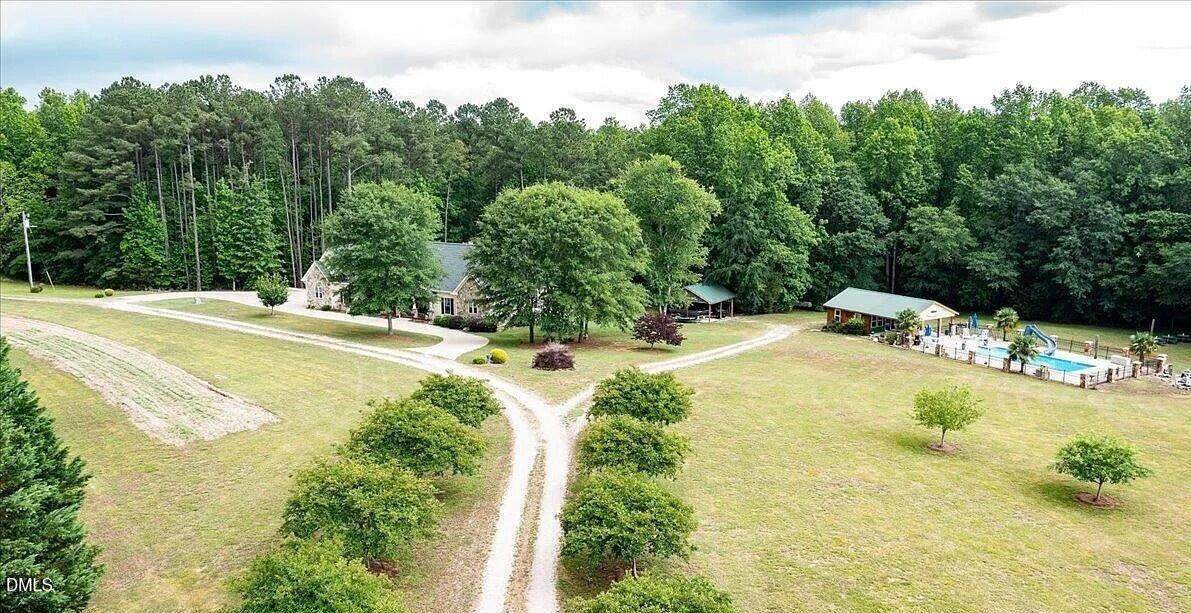 413 Johnson Town Road - Photo 1