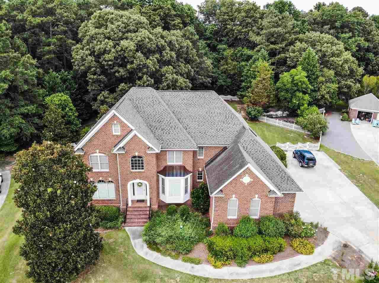 186 Huntington Drive - Photo 1