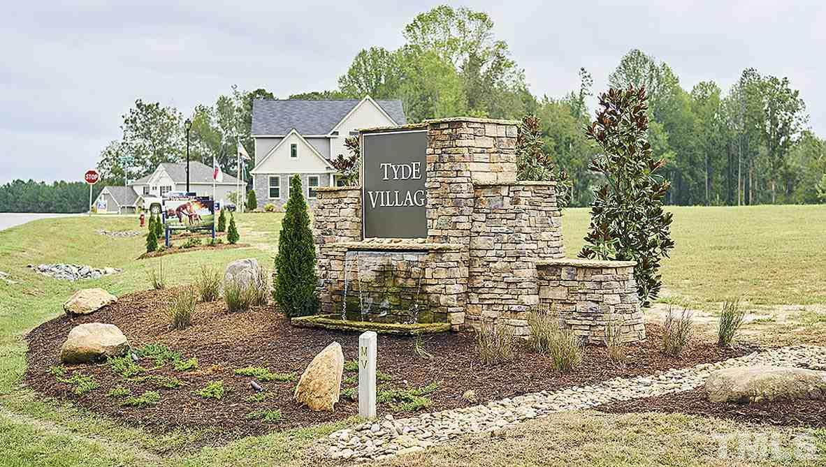 2220 Water Front Drive - Photo 1