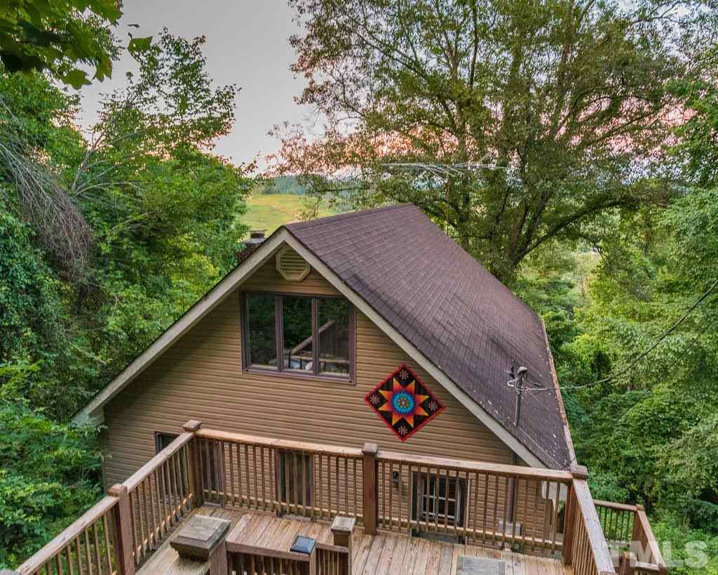 188 Tanglewood Drive - Photo 1