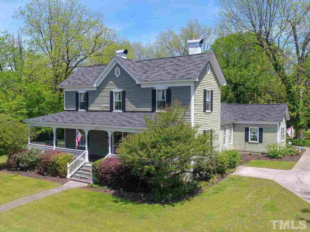 417 Coggeshall Street - Photo 1