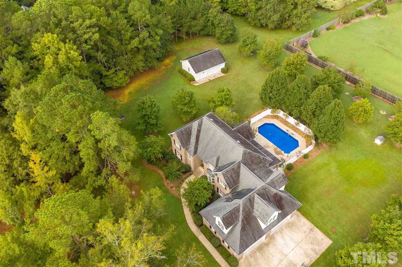 102 Teasel Court - Photo 1
