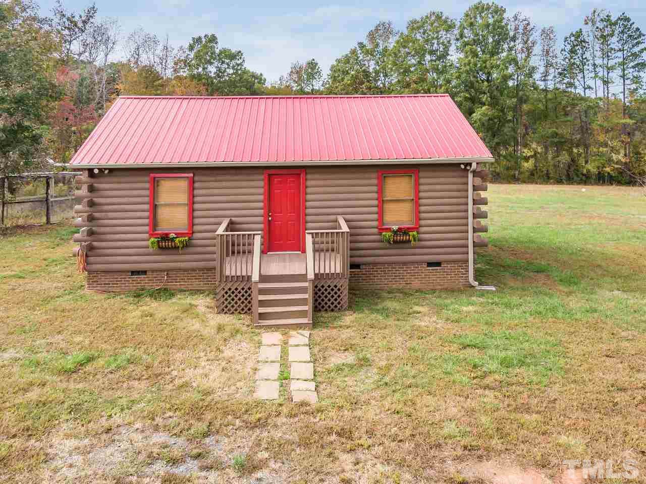 1611 Sam Blackwell Road - Photo 1