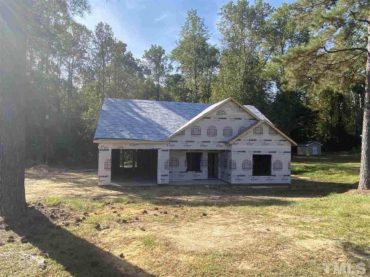 612 Camellia Drive - Photo 1