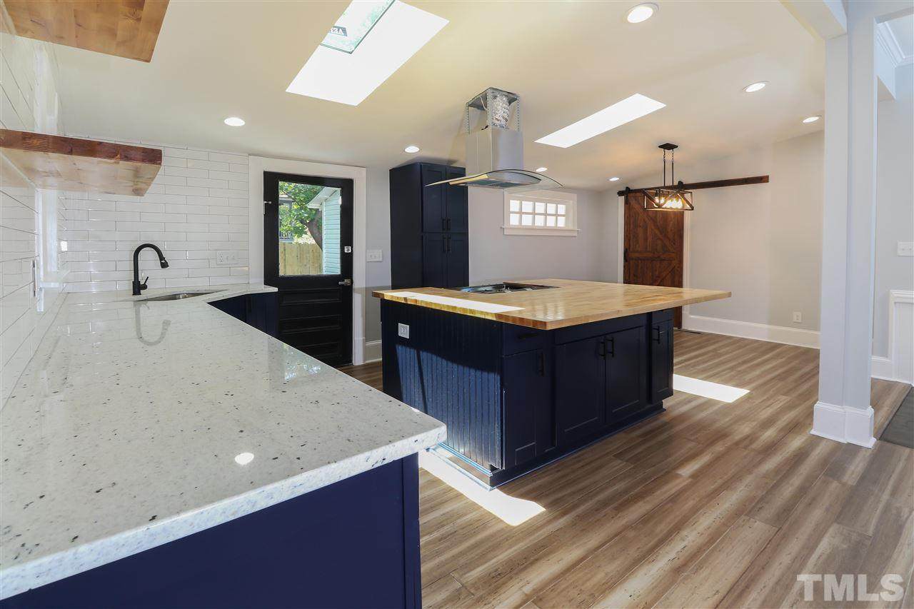 711 Yancey Street - Photo 1
