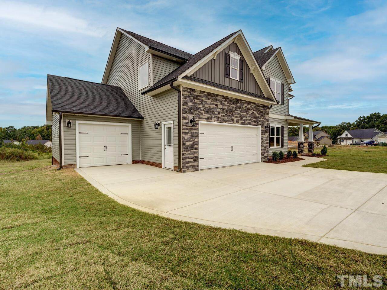 119 Oakhaven Drive - Photo 1