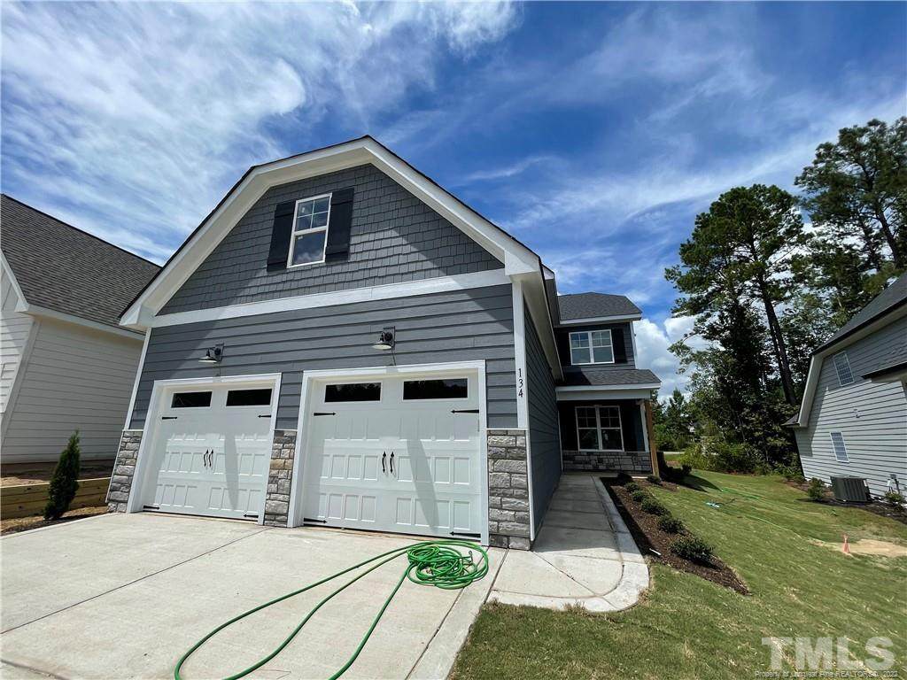 134 Spruce Hollow Circle - Photo 1