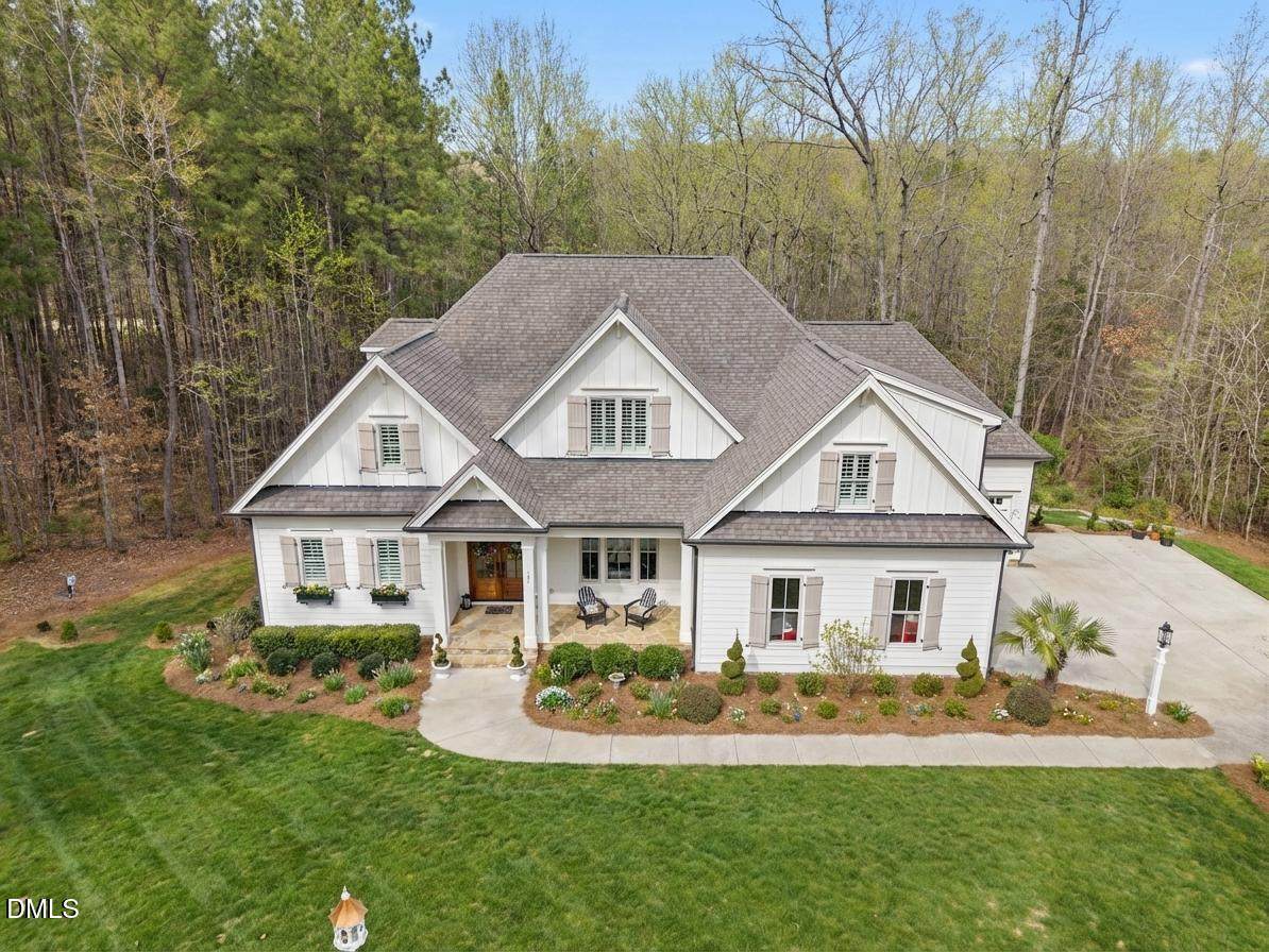 197 Boxwood Drive - Photo 1