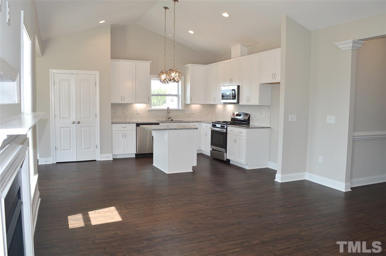 154 Douglas Fir Place - Photo 1