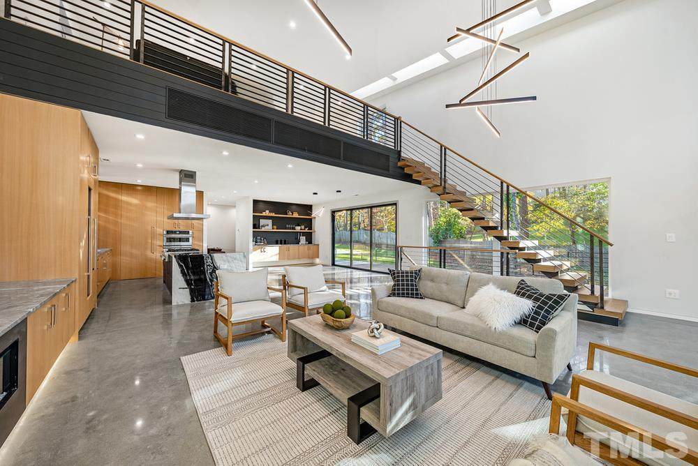 1109 Franklin Street - Photo 1